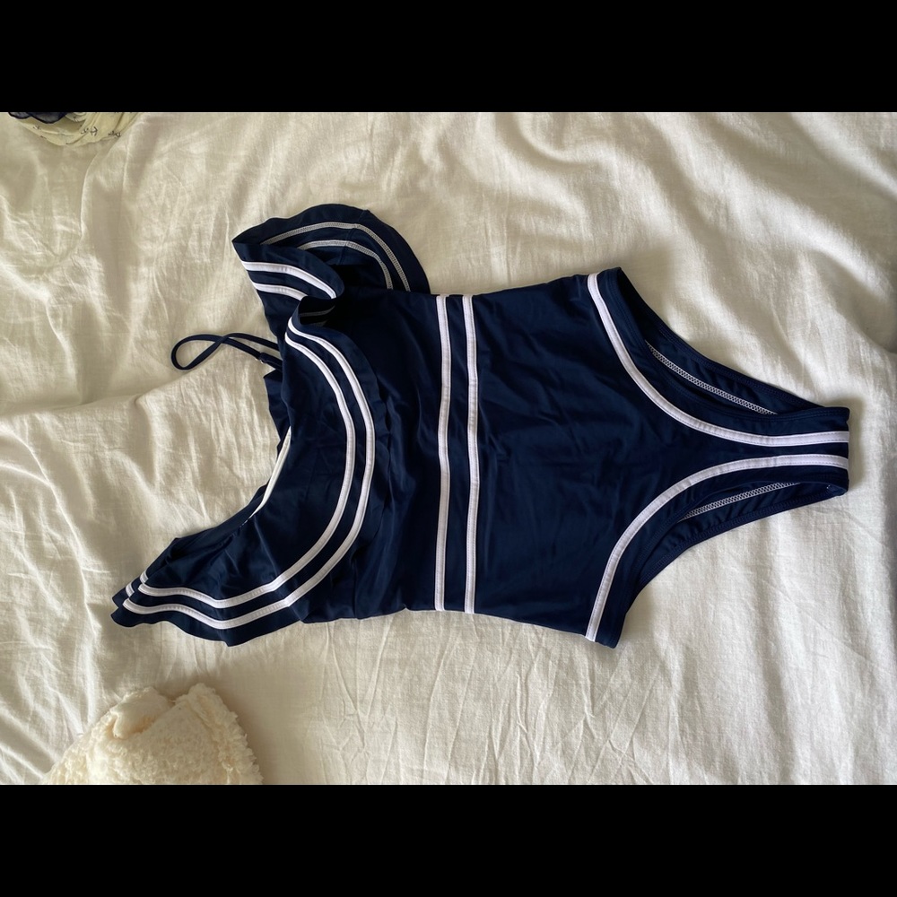 One piece swimsuit